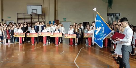 Powiększ grafikę: apel-podsumowujacy-sezon-sportowy-2019-160956.jpg